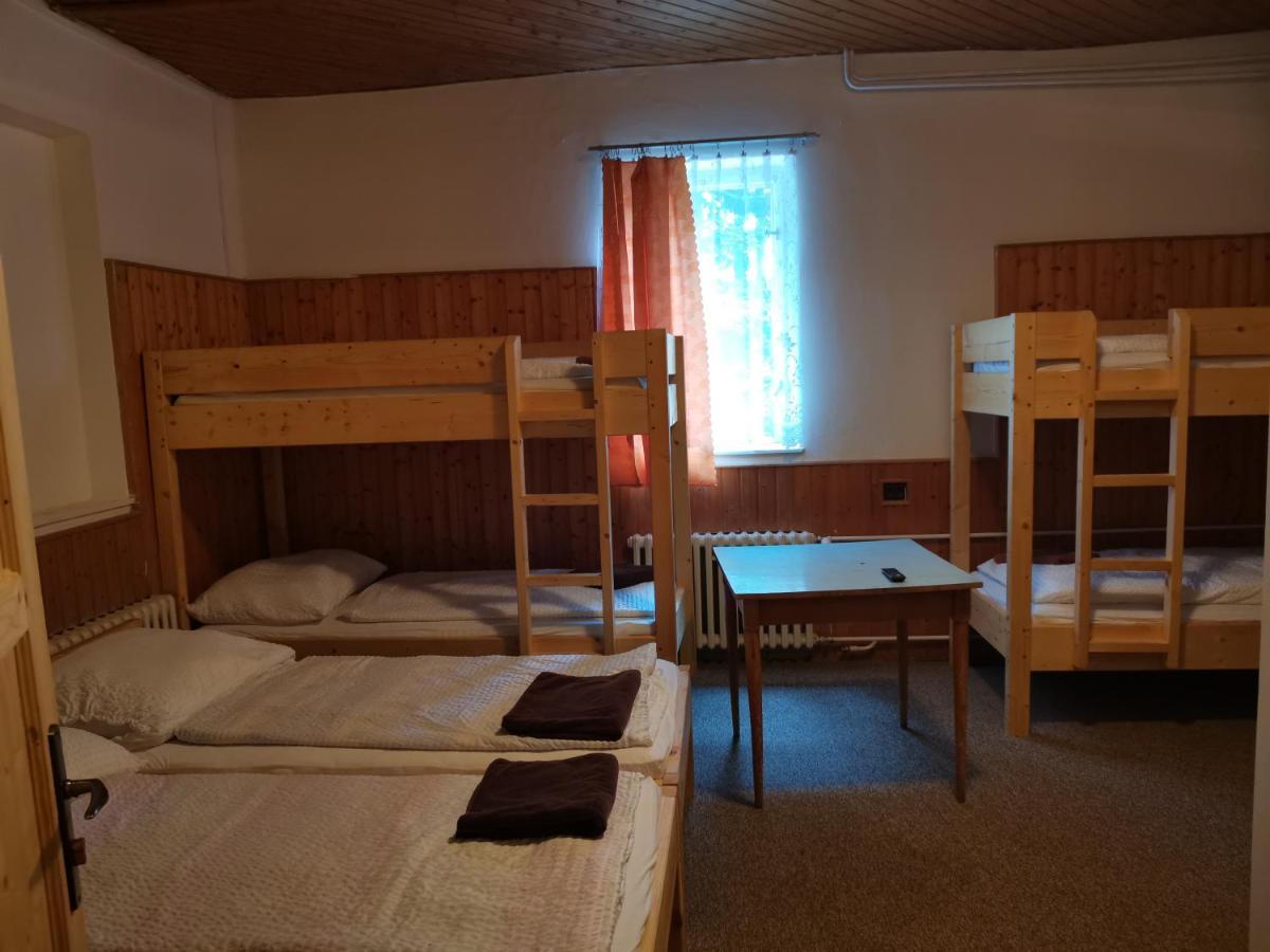 Penzion U Hrocha Lučany nad Nisou Kültér fotó